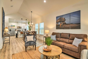 Charming Rockport Home about 4 Mi to Boat Ramp!